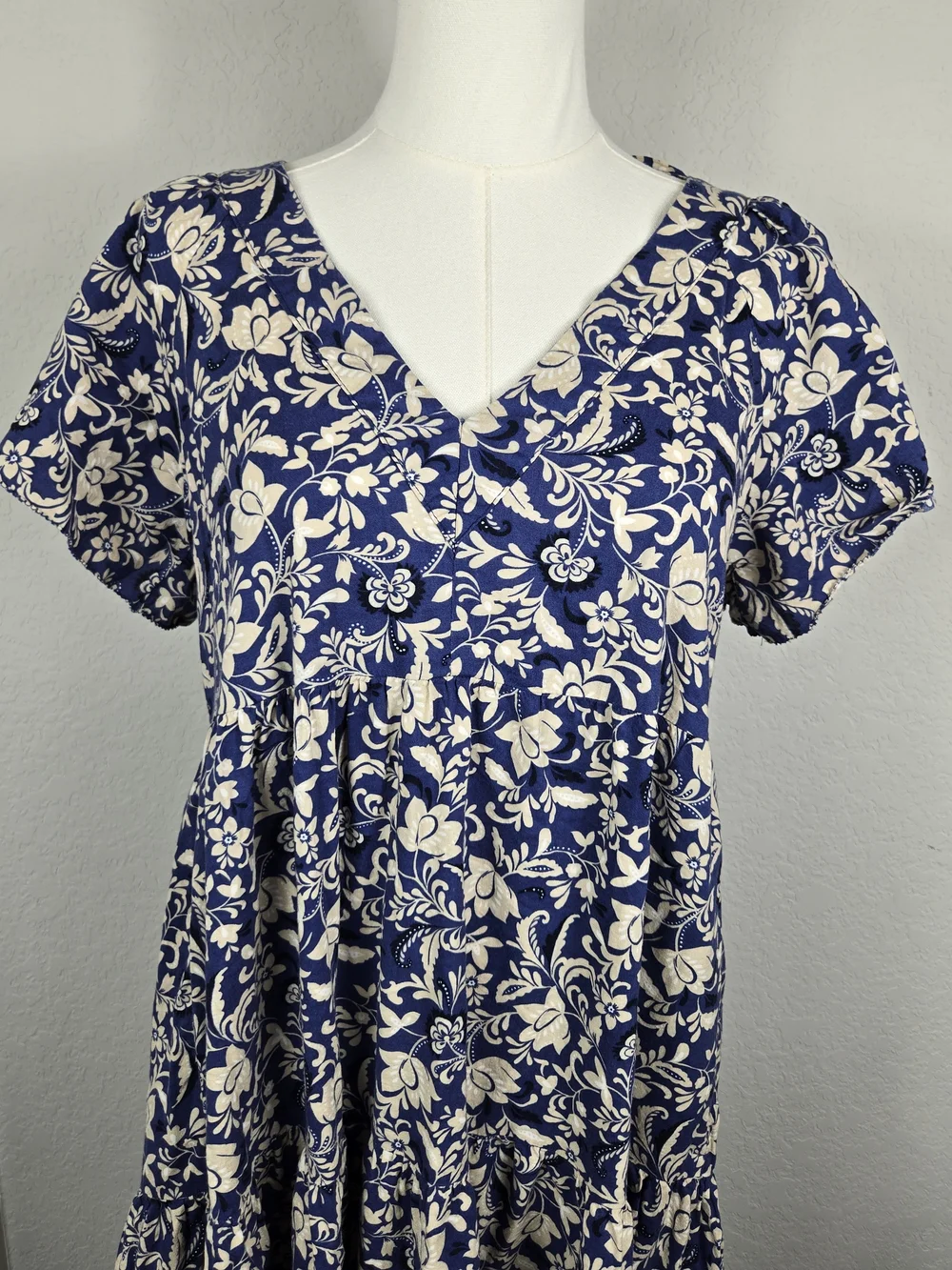 Old Navy Floral Tiered Mini Dress Small Boho Cottagecore Puff Sleeve V Neck - Picture 3 of 7